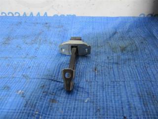 Ограничитель двери передний левый MITSUBISHI LANCER X 10 07-15