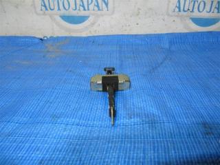 Ограничитель двери задний левый CAMRY 50 12-15