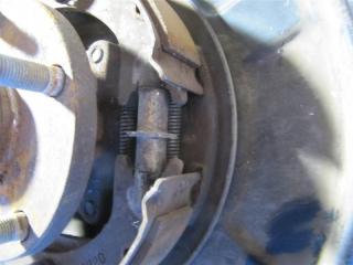 Цапфа задняя правая TRIBECA B9 05-07