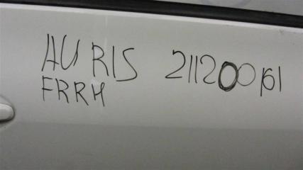 Дверь передняя правая AURIS 06-12