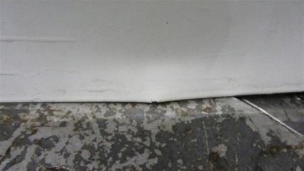 Дверь передняя правая AURIS 06-12