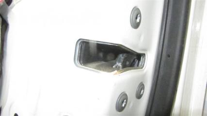 Дверь передняя правая AURIS 06-12