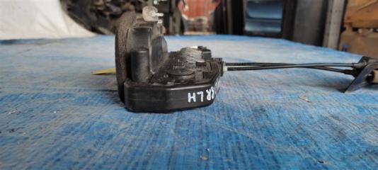 Замок двери задний левый M35/M45 04-10 2006 Седан 3.5 VQ35DE