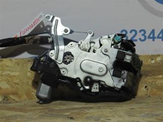 Замок двери задний левый SIENNA 03-10 2009 GSL20 3.5 2GR-FE