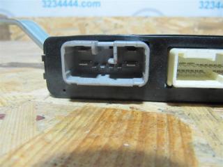 Блок управления дверей задний левый TOYOTA SIENNA 03-10 GSL20 3.5 2GR-FE