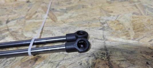 Амортизатор крышки багажника JUKE 10-19 2012 Внедорожник 1.6 MR16DDT