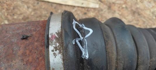 Привод передний правый SIENNA 11-16