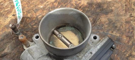 Дроссельная заслонка левая EX35(37) 07-12 2010 Внедорожник 3.5