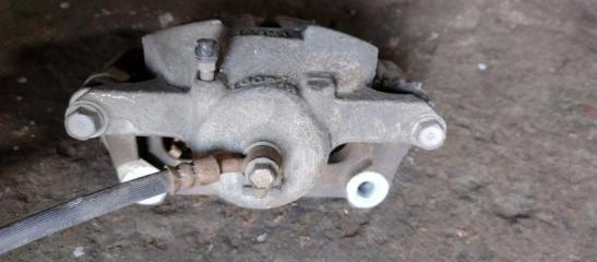 Суппорт тормозной передний левый NISSAN X-TRAIL/ROGUE T32 13-20