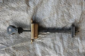 Ограничитель двери задний левый HONDA CIVIC 5D 06-11