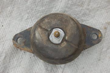 Подушка двигателя правая NISSAN LEAF 10-17