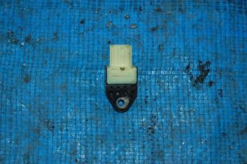 Датчик удара LX570 07-15