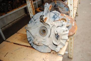 Кулак поворотный передний правый SUBARU TRIBECA B10 07-13