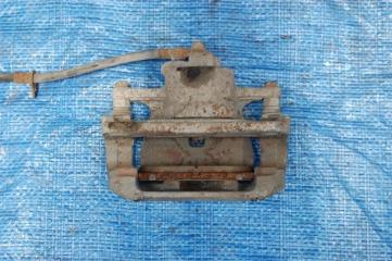 Суппорт тормозной передний левый CAMRY 40 06-11