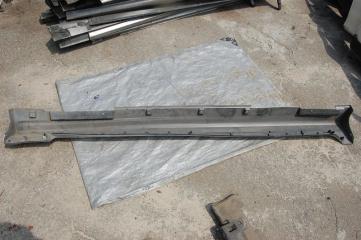 Накладка порога наружная левая M35/M45 04-10