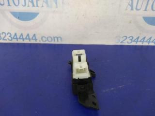 Кнопка стеклоподъемника GS350 GS300 05-11