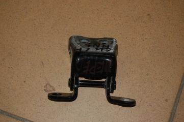 Петля двери нижняя передняя левая HONDA ACCORD CU8 / TSX 08-14