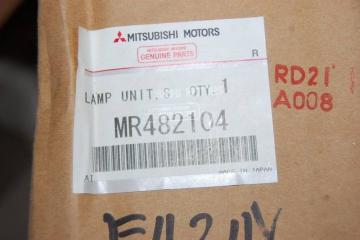 Указатель поворота левый MITSUBISHI GALANT 97-03