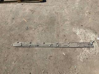 Подножка правая LEXUS LX570 07-15