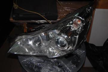 Фара передняя левая SUBARU LEGACY 09-15 BM