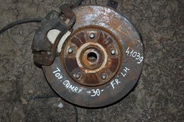 Кулак поворотный передний левый CAMRY 30 02-06