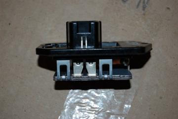 Резистор печки AURIS 06-12