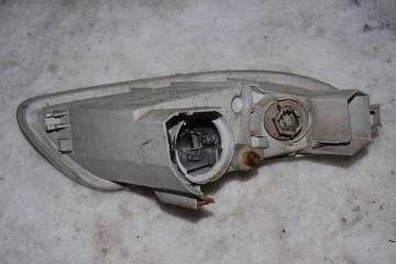 Противотуманная фара правая NISSAN MAXIMA A33 99-02