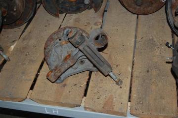 Ступица задняя левая CAMRY 10 92-96