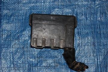 Блок предохранителей моторный отсек G35 03-07