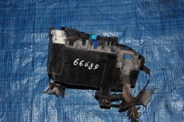 Блок предохранителей моторный отсек 6 GG 02-07