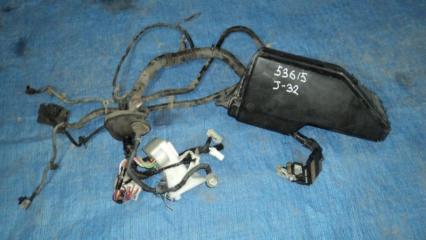 Блок предохранителей моторный отсек TEANA J32 08-14