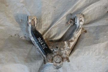 Рычаг передней подвески верхний передний правый L200 06-14