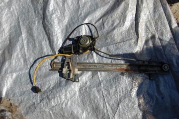 Стеклоподъемник задний левый SPORTAGE JA 93-04