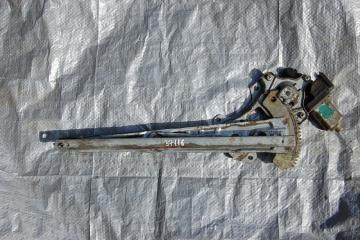 Стеклоподъемник задний левый FX S50 03-08