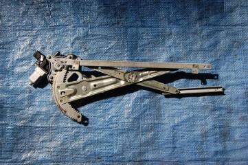 Стеклоподъемник передний правый OUTLANDER XL 05-13