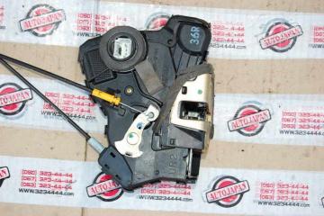 Замок двери передний правый MATRIX 02-08