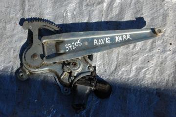 Стеклоподъемник задний правый TOYOTA RAV4 05-12 Б/У Стеклоподъемник задний правый TOYOTA RAV4 05-12