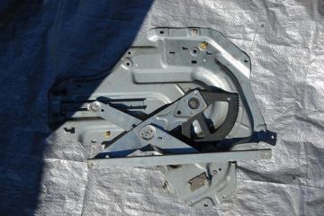 Стеклоподъемник задний правый ELANTRA XD 00-06