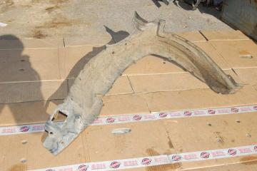Подкрылок передний правый MAZDA 626 GD 87-91