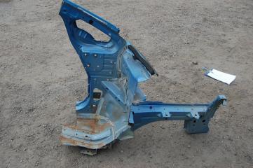 Четверть кузова передняя левый NISSAN LEAF 10-17