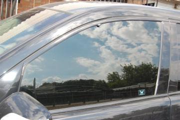 Стекло двери переднее левое ACURA MDX (YD2) 06-13