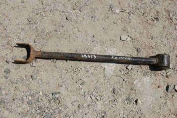 Рычаг задней подвески продольный задний правый TOYOTA COROLLA E100 91-95