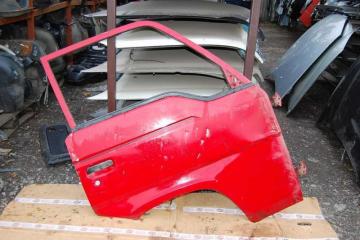 Дверь передняя правая NISSAN URVAN 86-01