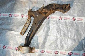 Рычаг передней подвески нижний передний правый NISSAN MAXIMA A33 99-02