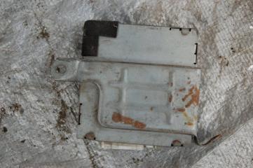 Блок электронный LEXUS GX470 02-09