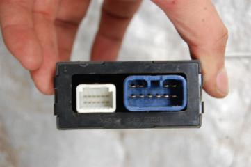 Блок управления стеклоочистителем GX470 02-09