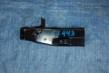 Крепление радиатора левое LEAF 10-17