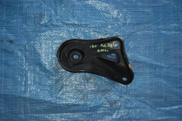 Крепление балки подвески правое CAMRY 30 02-06