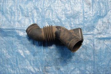 Патрубок воздушного фильтра TRIBECA B9 05-07