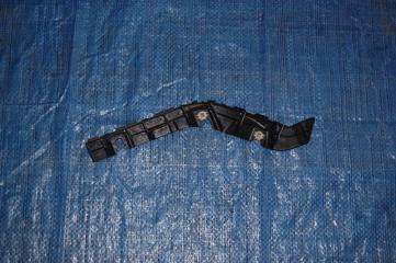 Кронштейн заднего бампера задний правый TRIBECA B10 07-13